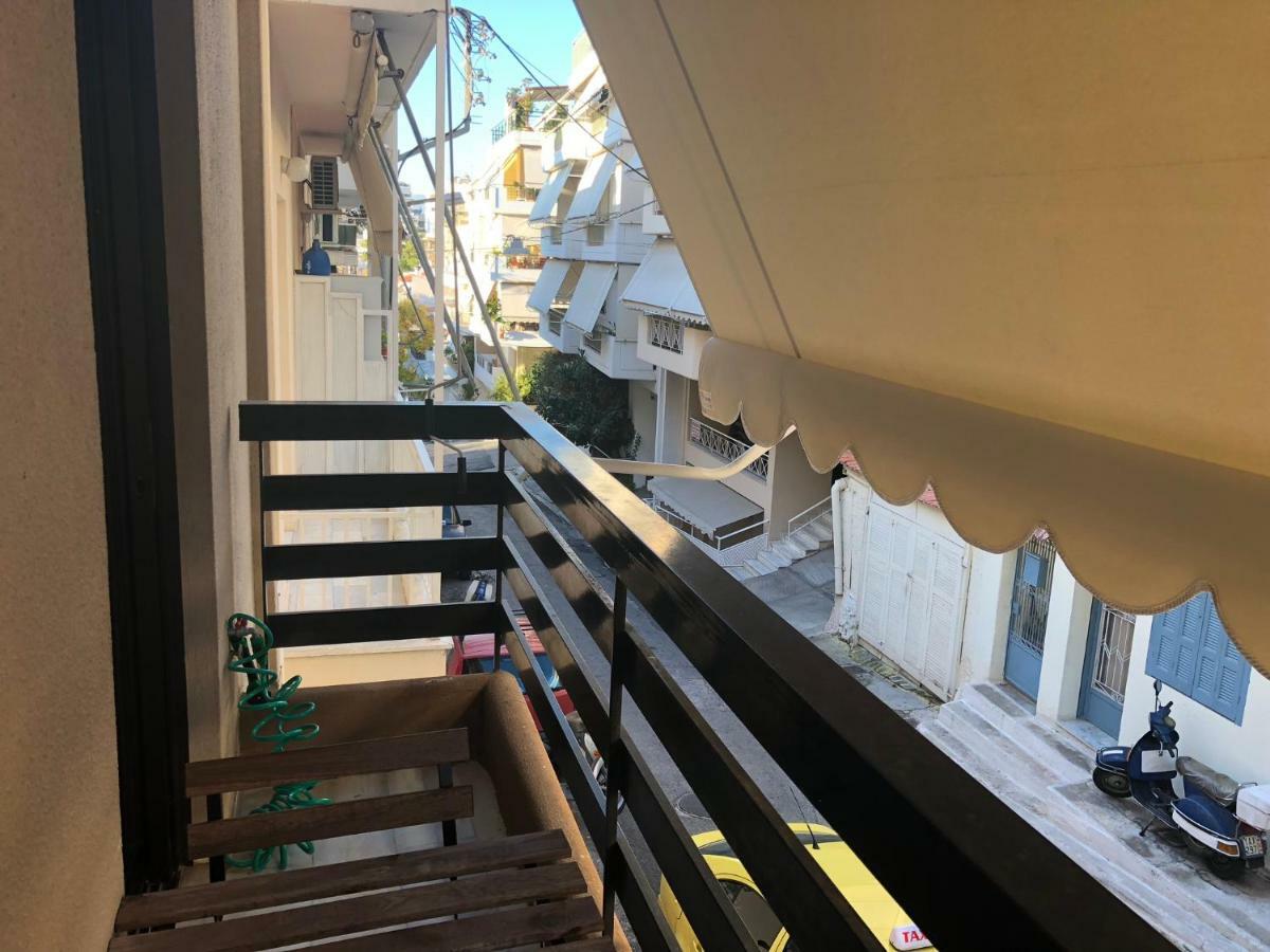 Apartment 100 Meters From The Terminal Station Atena Exterior foto